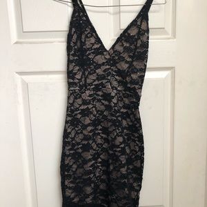 Black Lace Bodycon Midi Dress